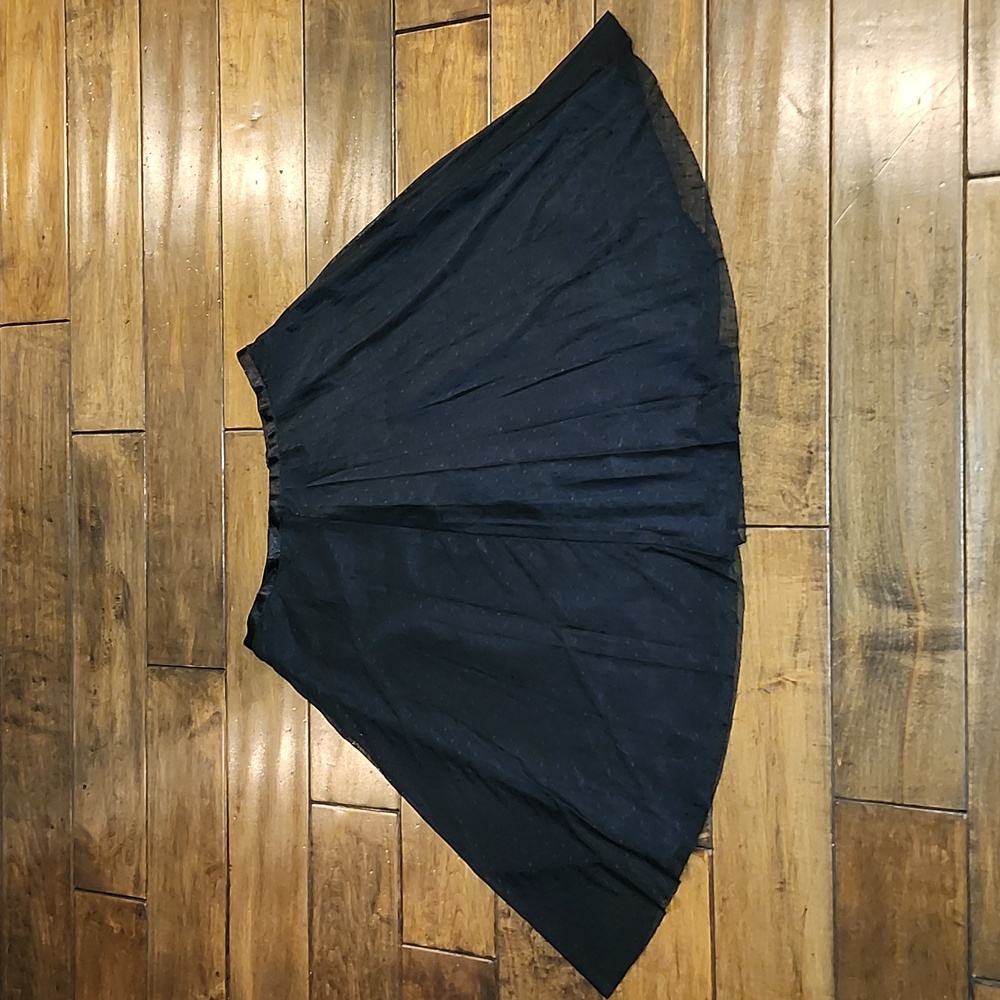 REVIEW fit and flare Satin & Lace fully lined black skirt size Large